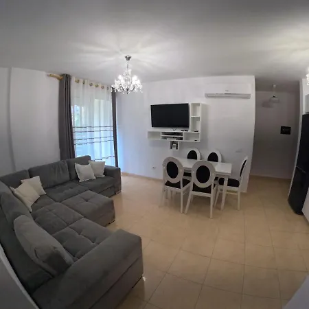 Sunny Apartment